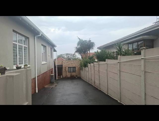 1 BEDROOM PROPERTY TO RENT IN GLENWOOD
